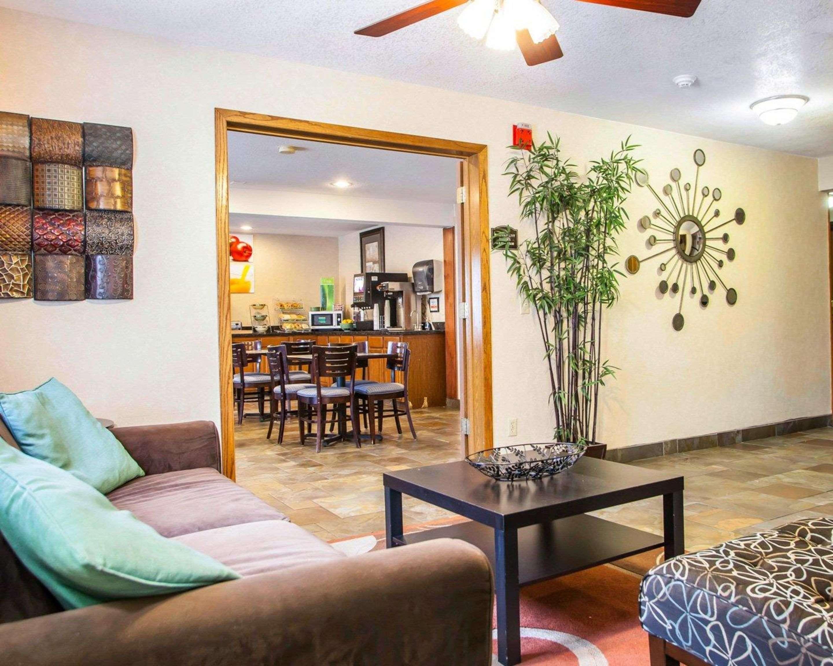 Quality Inn & Suites Ankeny-Des Moines Luaran gambar